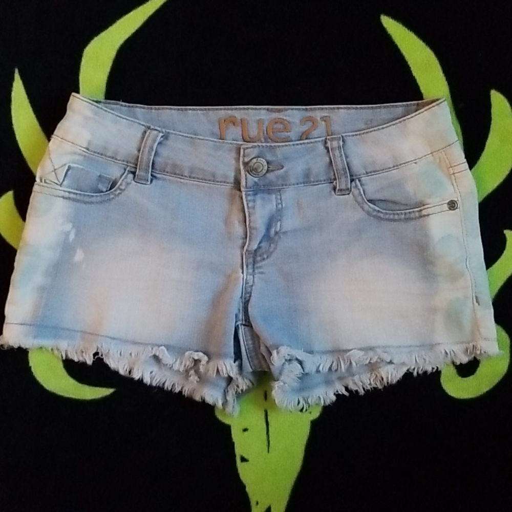 RUE21